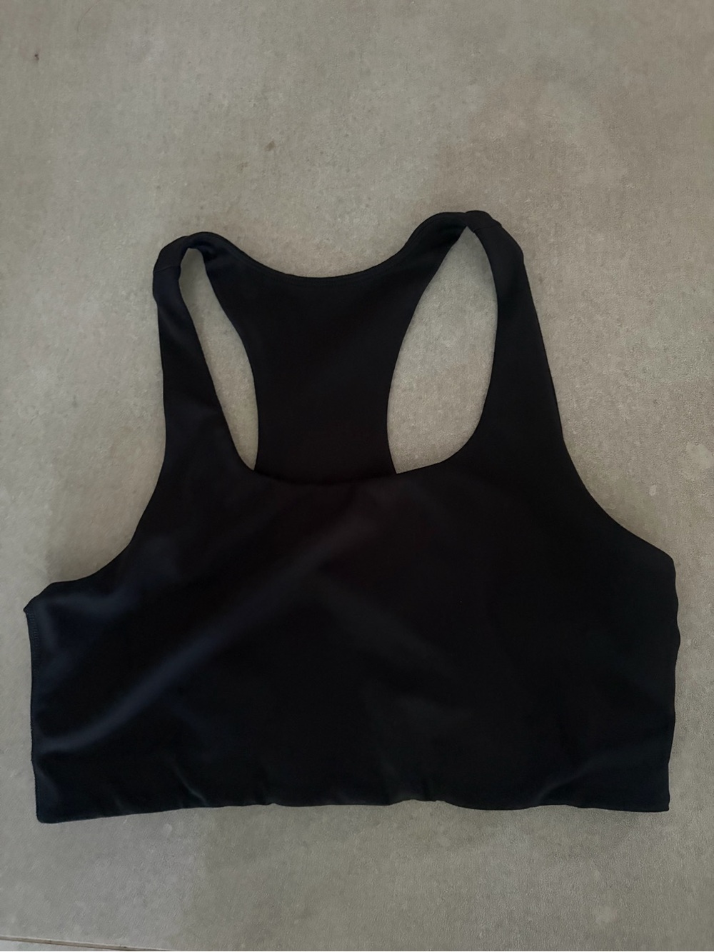 Quince Black Scoopneck Racerback Sports Bra Medium